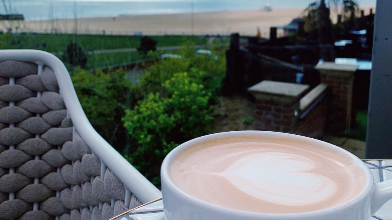 Cliff Hotel เกรทยาร์มัธ ภายนอก รูปภาพ